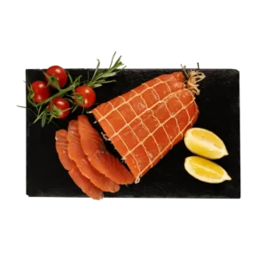 Polędwica z łososia – najbardziej szlachetna część ryby o soczystym, delikatnym mięsie, idealna do pieczenia, smażenia i wykwintnych dań